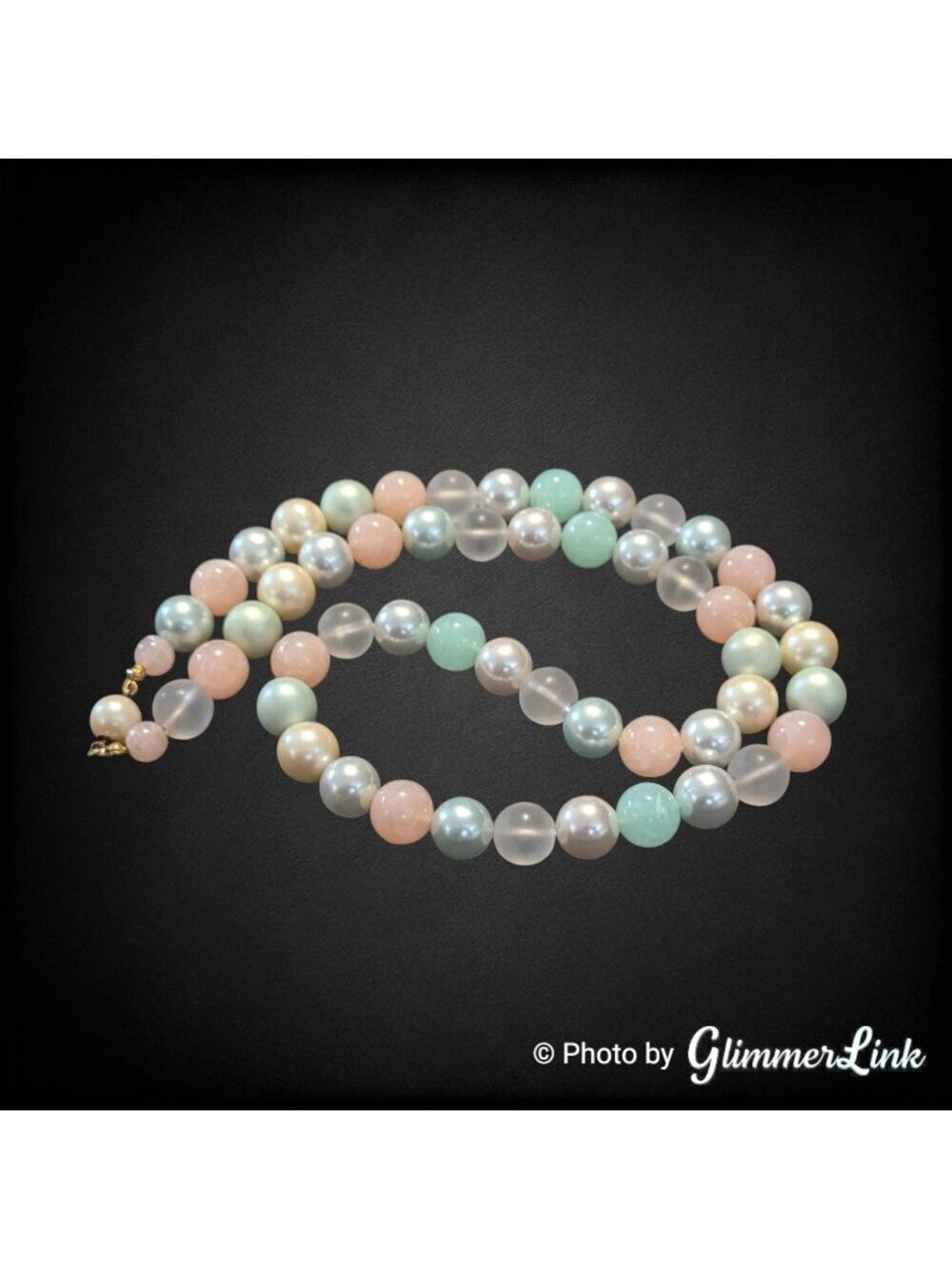 Vintage Pastel Lucite Faux Pearl Gold Tone Beaded Necklace